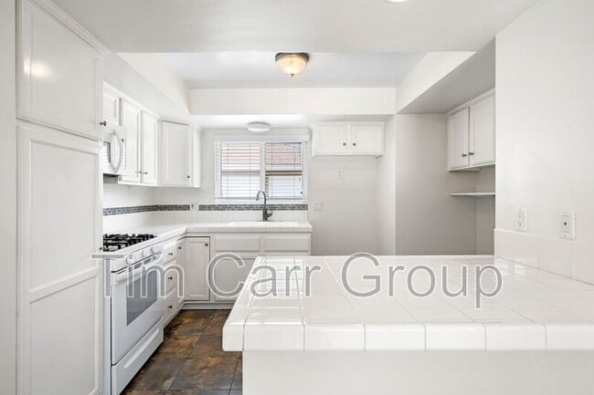 Building Photo - 188 Monte Vista Ave