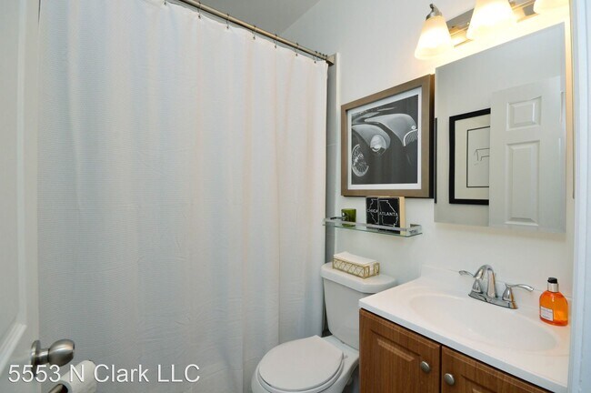 Foto del edificio - 5553 N Clark St