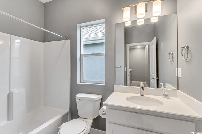 Foto del edificio - 4436 W 2550 N