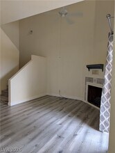Building Photo - 4440 Woodpine Dr