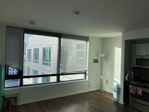 Foto del edificio - 400 Clementina St