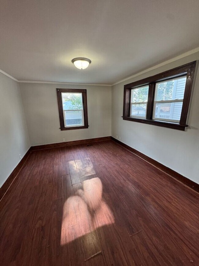 Foto del edificio - 1626 Kelly Dr