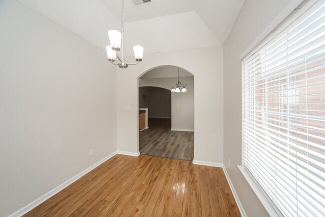 Building Photo - 1014 Cassabella Cove