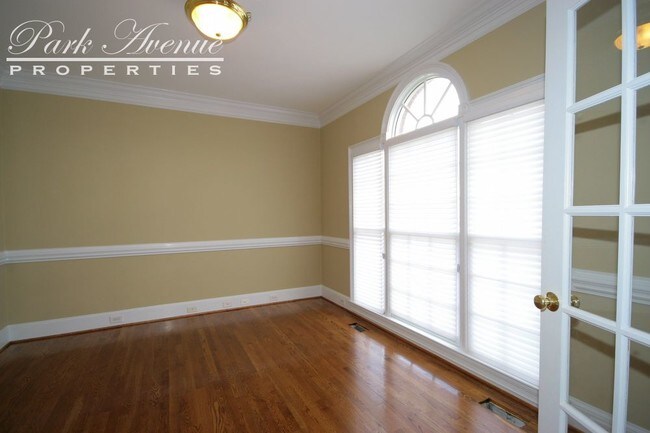 Foto del edificio - 18628 Square Sail Rd