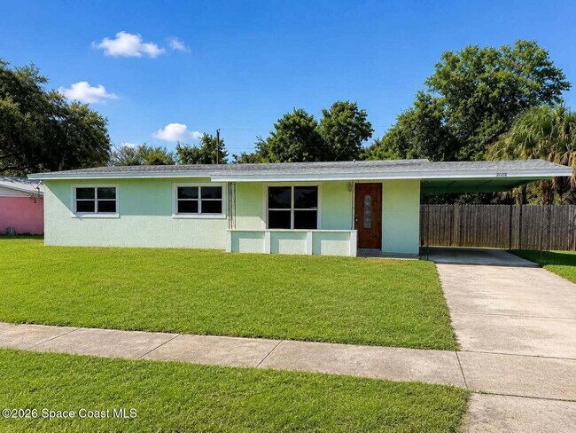 Building Photo - 2028 Rollins Dr