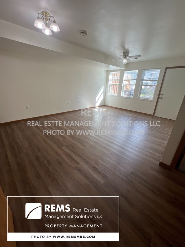 Foto del edificio - 202 W North St