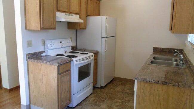 Building Photo - 3354 Willow Ct SE
