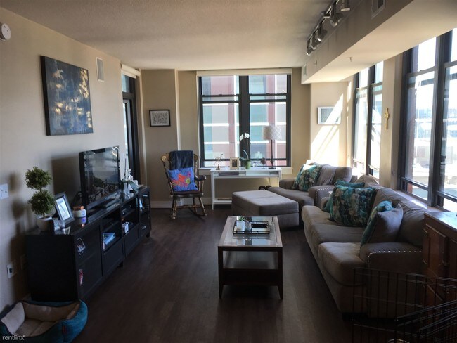 Foto del edificio - 60 L St NW