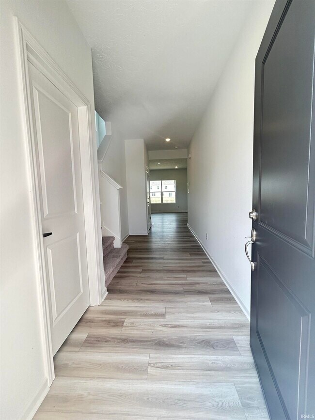 Building Photo - 828 Oyster Bay Dr