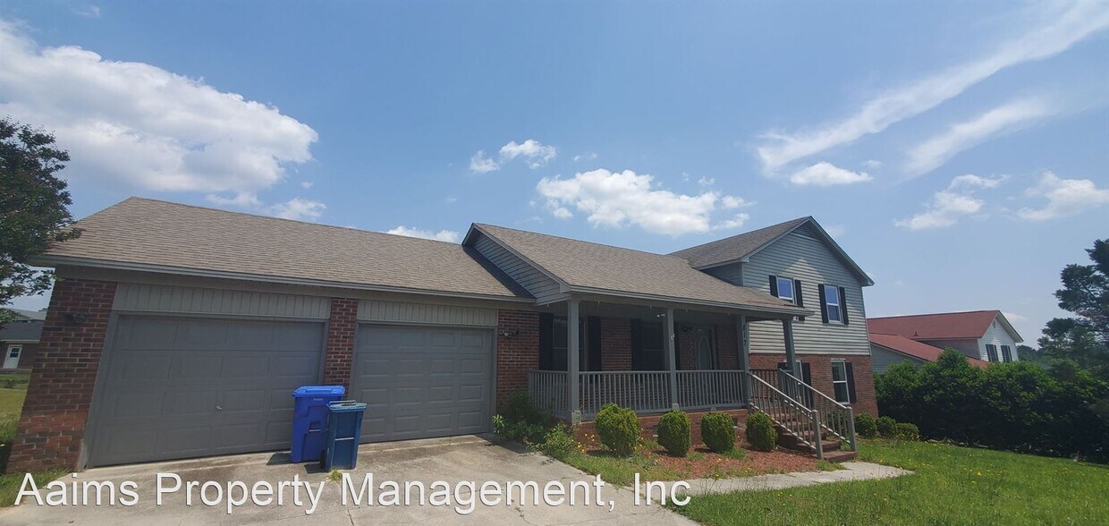 4 br, 3 bath House 817 Egypt Road