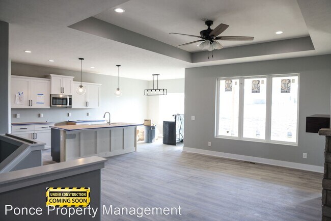 Foto del edificio - 4 br, 3 bath House - 5121 State Hill Drive