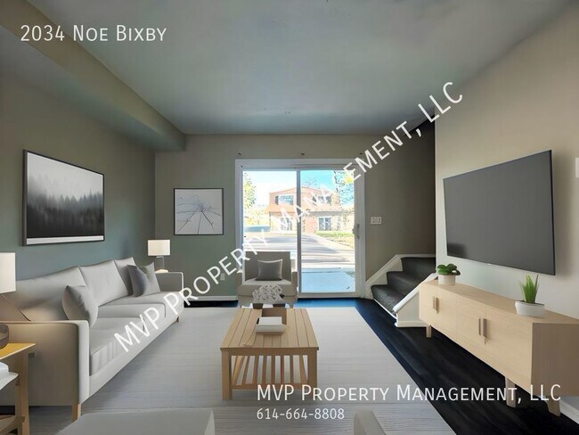 Building Photo - Newly Renovated Townhome in South-East Col...