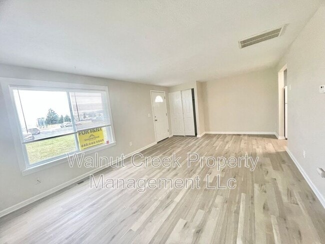 Building Photo - 5520 Beavercrest Dr