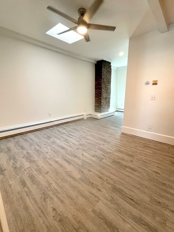 Foto del edificio - 655 E 7th St