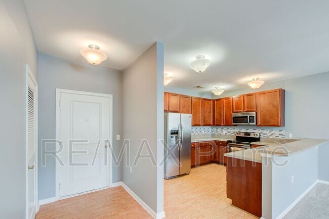 Building Photo - 2469 Leytonstone Dr
