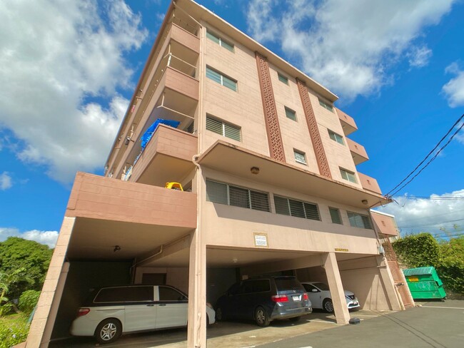 Foto del edificio - 714 Puuhale Rd