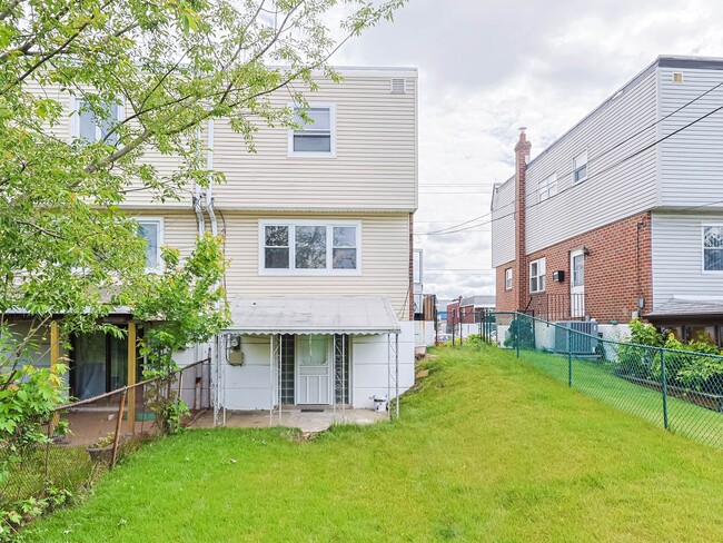 Foto del edificio - 1826 Tomlinson Rd