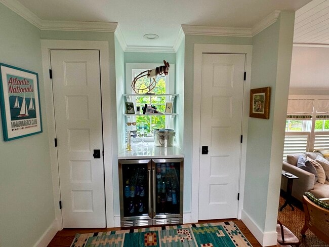 Building Photo - 30 Lawson Dr