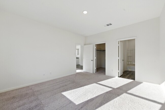 Building Photo - 10353 Burnfoot Ln