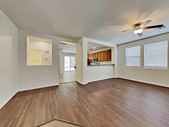 Building Photo - 709 Chepstow Avenue