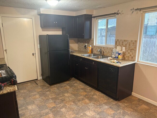 Building Photo - KeBr01 ~ 486/488 52nd Street