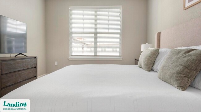 Foto del edificio - 16346 Lydia Hill Dr