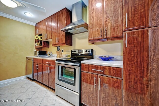 Building Photo - 236 Medford Ct