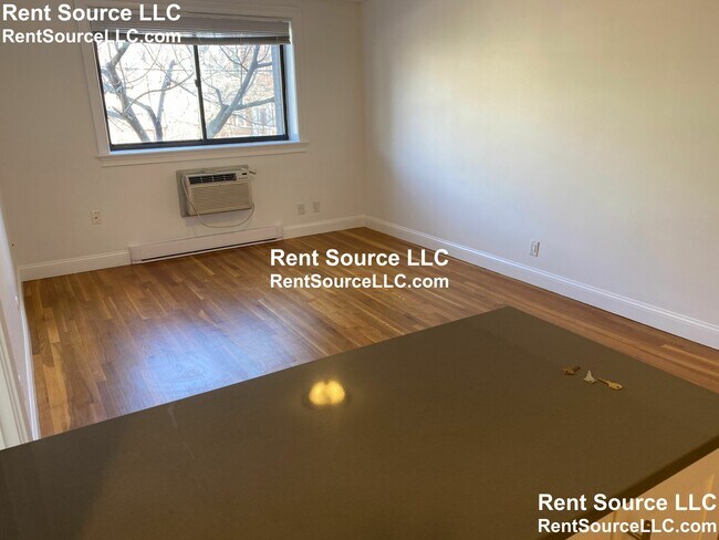 Building Photo - 145 Summer St