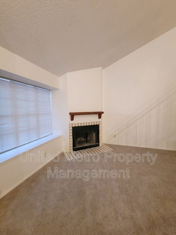 4601 N 102nd Ave Unit 1146, Phoenix, AZ 85037 Condo for Rent in Phoenix, AZ