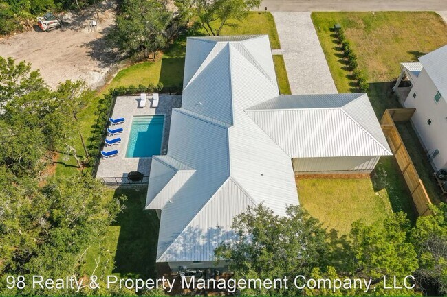 Building Photo - 4 br, 4 bath House - 75 Horseshoe Cir