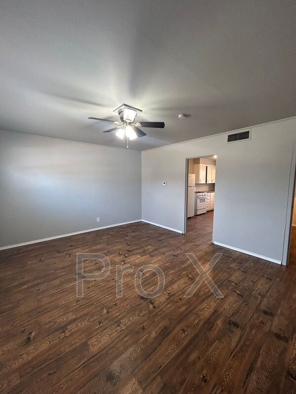 Foto del edificio - 400 Dyer St