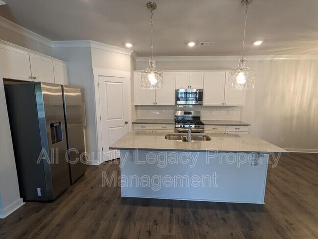 Building Photo - 2965 Rambler Dr