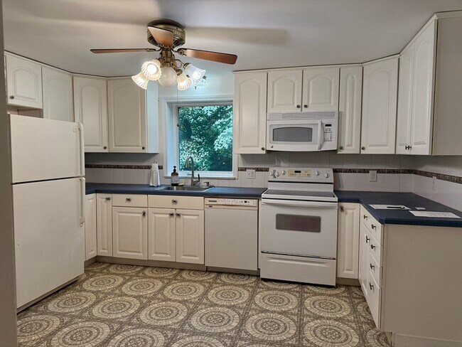 Foto del edificio - 12 Clewes Rd