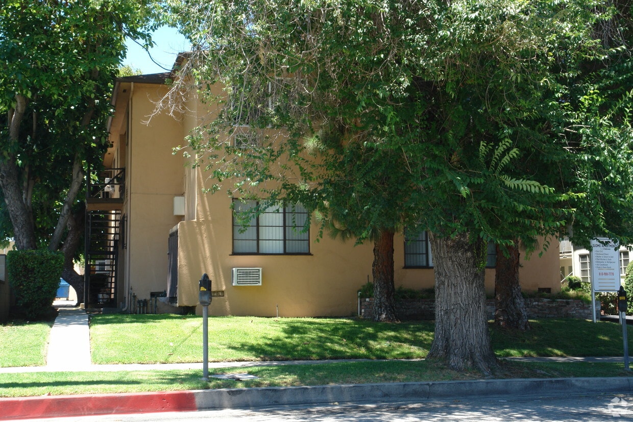 Primary Photo - 4525-4533 Willis Ave