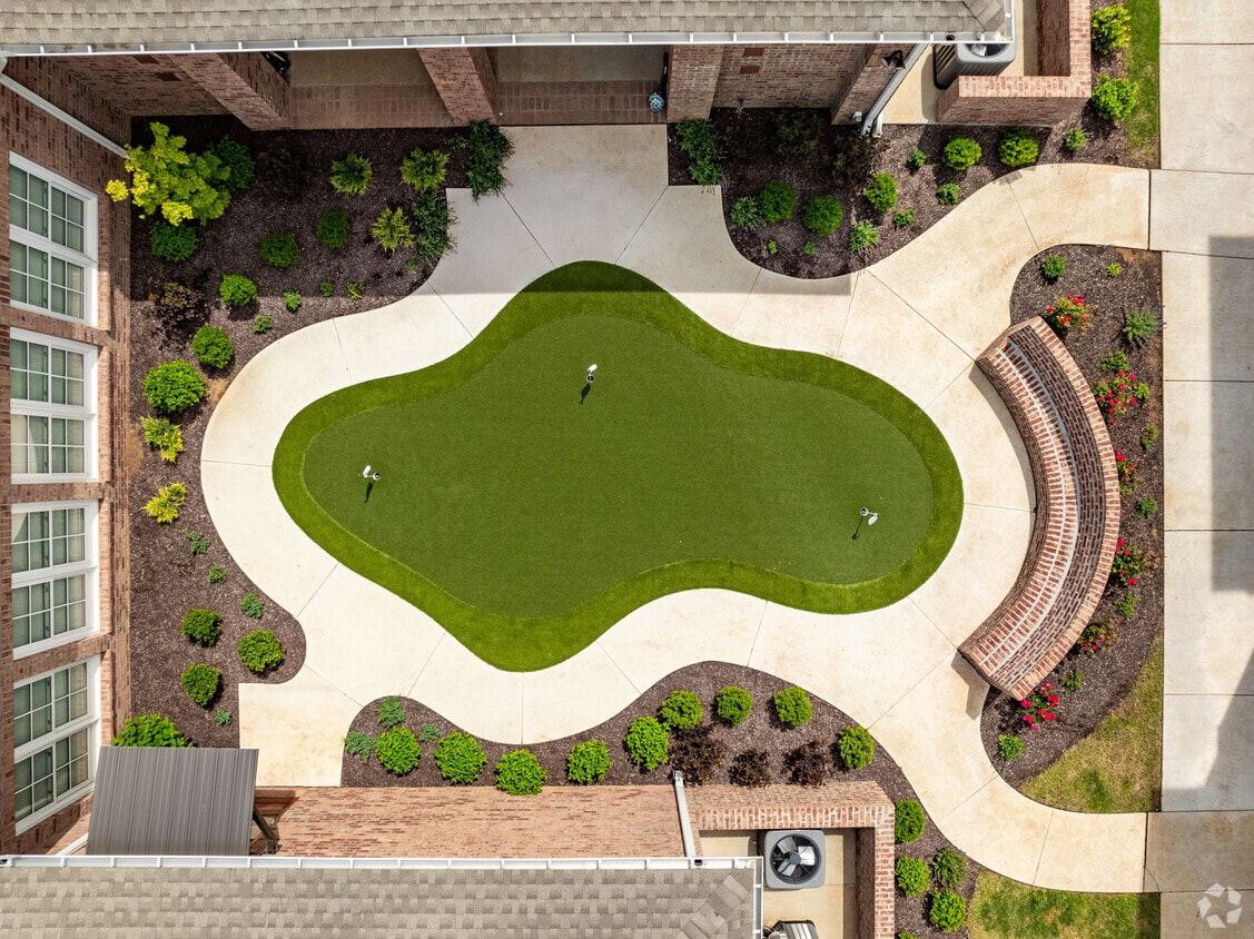 City Limits Spring Hill - 2513 Nashville Columbia, TN 38401