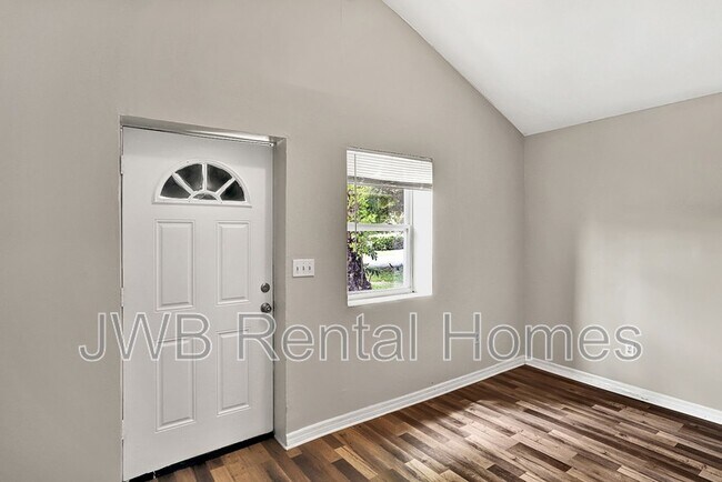 Foto del edificio - 3803 Gladys St