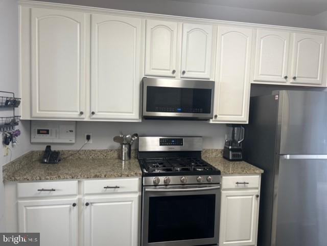 Foto del edificio - 9521 Woodyard Cir