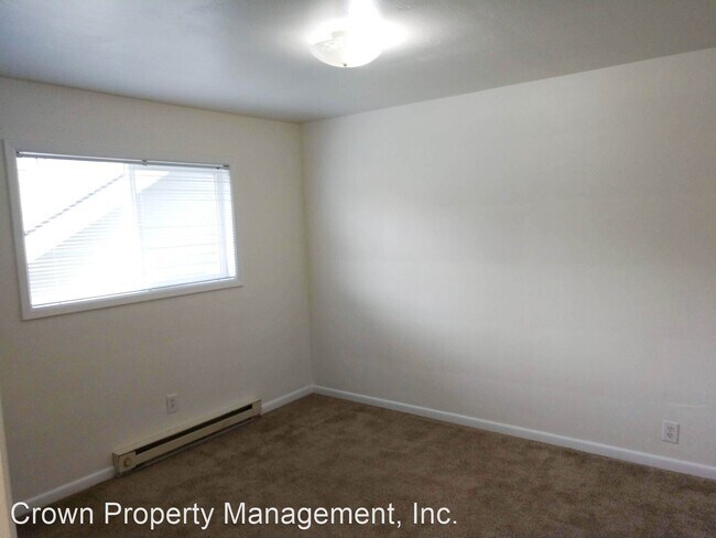 Building Photo - 1136 Fairmount Ave S