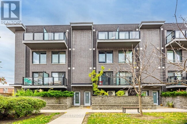 Building Photo - 2059 Weston Rd