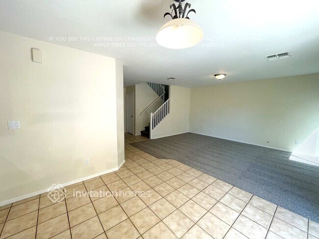 Foto del edificio - 17831 W Ventura St