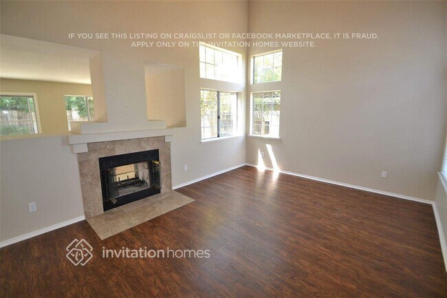 Building Photo - 4008 Tawny Meadow Way