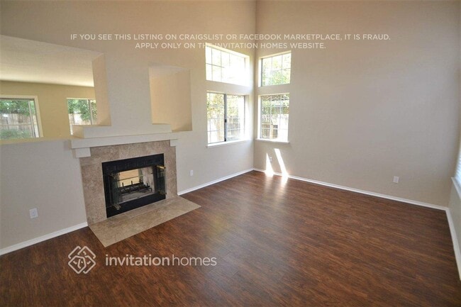 Foto del edificio - 4008 Tawny Meadow Way