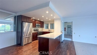Building Photo - 2227 Via Puerta
