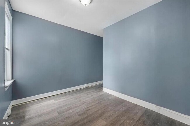 Foto del edificio - 1110 Morton Ave