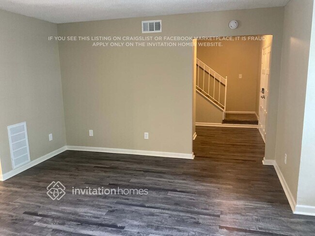 Foto del edificio - 7009 Summerbridge Dr