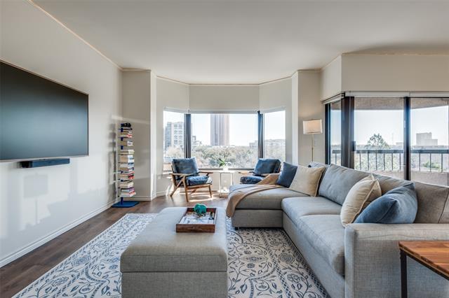 Foto del edificio - 3030 McKinney Ave