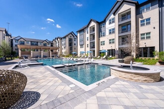 Building Photo - Atwater