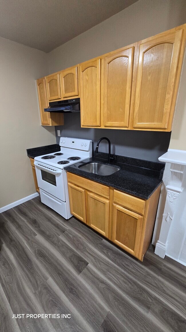 Foto del edificio - 2436 N 30th St