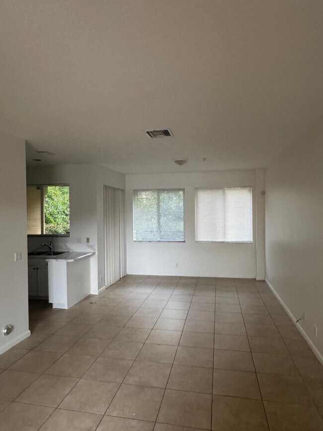 Building Photo - 4459 Cotswold Hills Dr