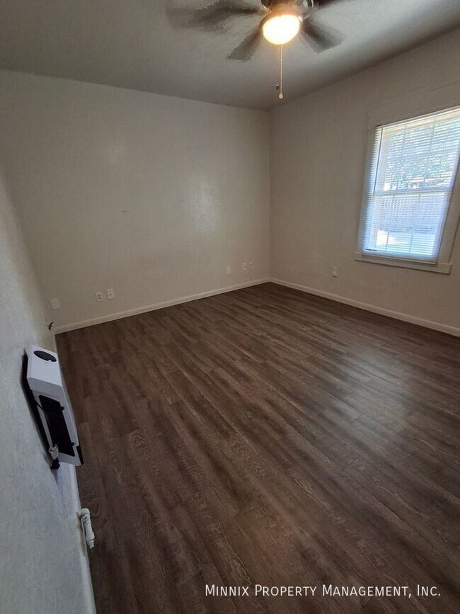 Foto del edificio - 3212 SW 10th Ave